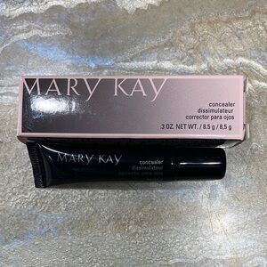 Mary Kay Beige 2 Concealer Dissimulateur Waterproof for All Skin Type Skin